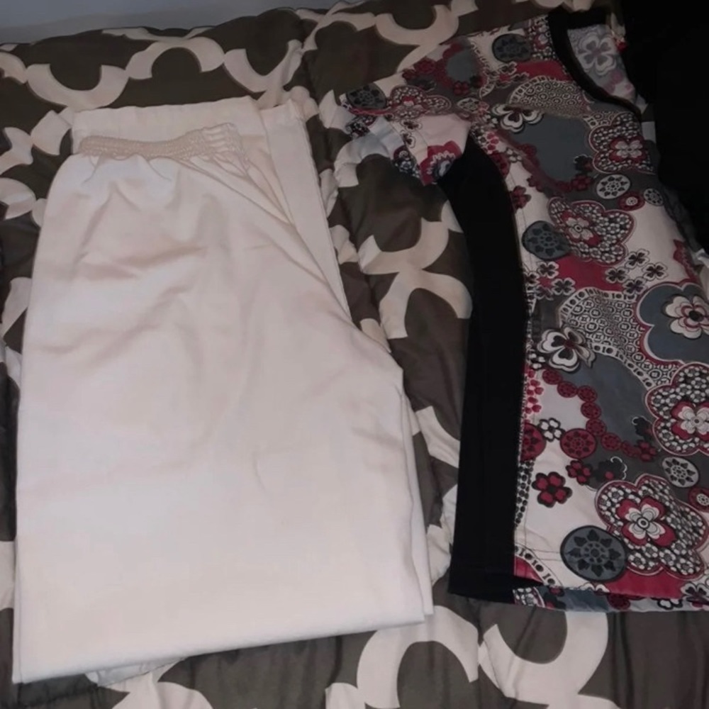 Set of scrubs